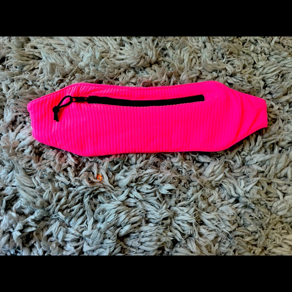 triangl belt bag